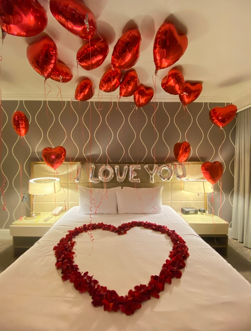 So in love decor