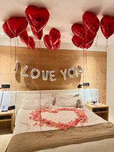 So in love decor