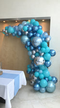 Load image into Gallery viewer, Garland w/orbz