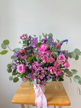 Load image into Gallery viewer, Spring Flower Arrangement
