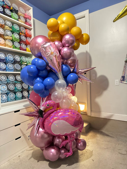 Free standing custom garland