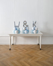 Load image into Gallery viewer, Tabletop - Foil letter on balloon base