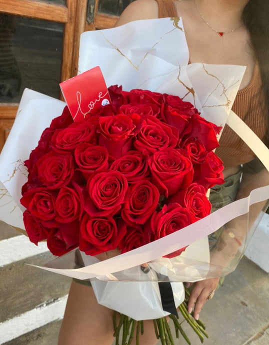 Fresh Roses Bouquet