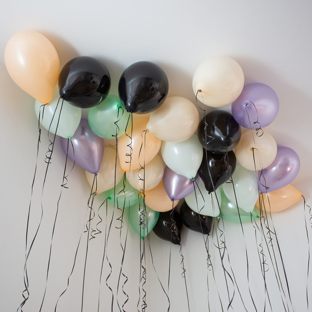 Halloween Ceiling Balloons 11'' (13 balloons per bundle aprox.)