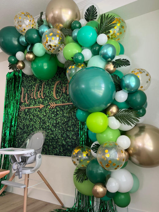 Garland w/ artificial leaves